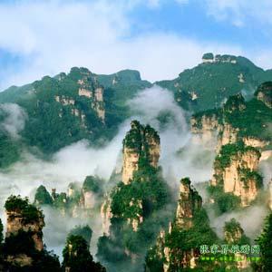 【長(zhǎng)沙往返線(xiàn)路1】張家界、鳳凰古城、天子山、黃龍洞三晚四日游