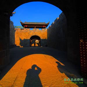 單獨(dú)成團(tuán)M線(xiàn):張家界袁家界、乾州城四天三晚獨(dú)立成團(tuán)游
